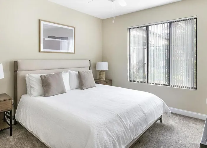 Landing Modern With Amazing Amenities