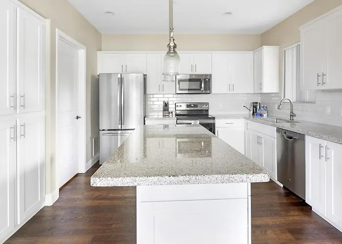 Landing Modern With Amazing Amenities Mesa